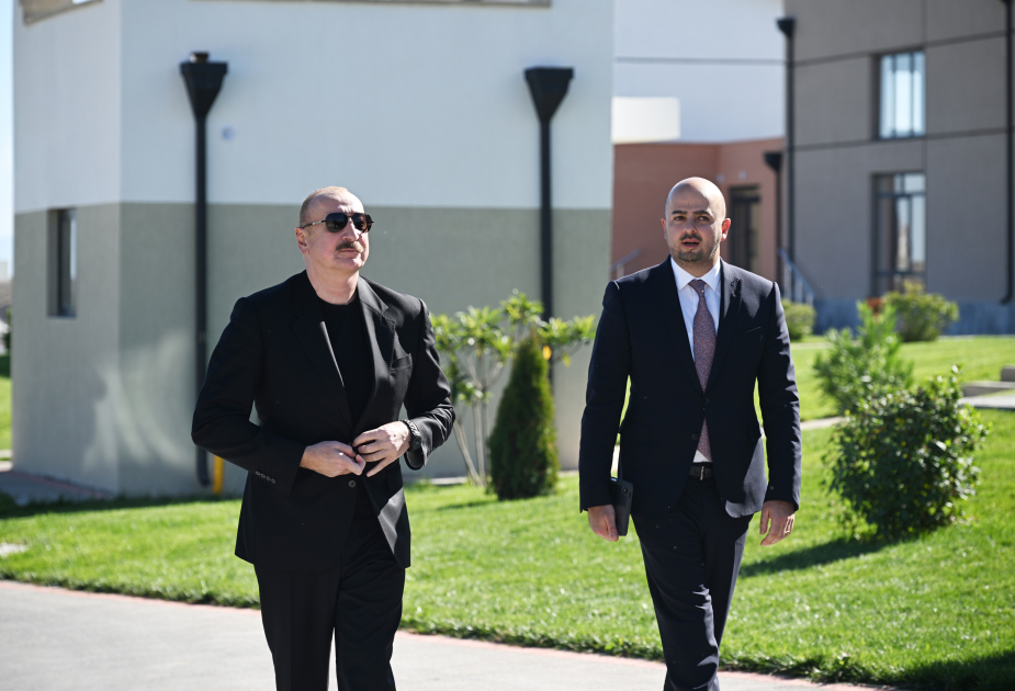 Prezident Cəbrayılda məscidin, ikinci və üçüncü yaşayış komplekslərinin təməlini qoydu (YENİLƏNİB)