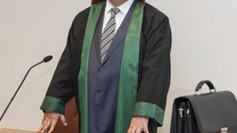 Bu qadağa ləğv edildi: Vəkillərə yeni hüquqlar verilir