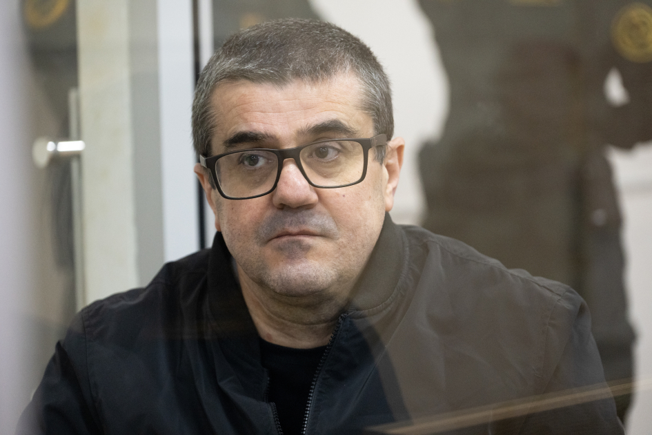 Məhkəmədə hərbi cinayətlərdə təqsirləndirilən erməniəsilli şəxslərlə bağlı sübutlar elan olundu (FOTO)