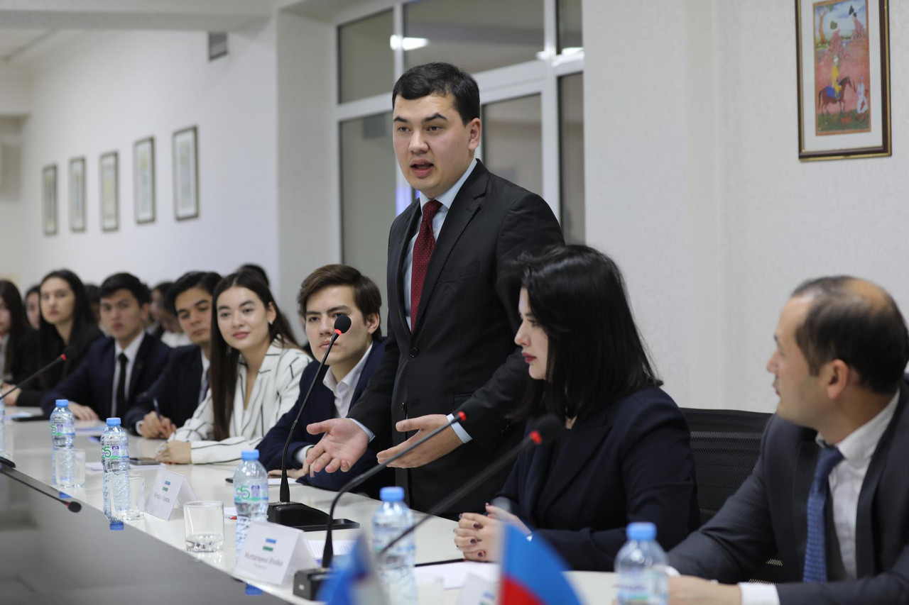 Daşkənddə Özbəkistan–Azərbaycan Gənclər Konfransı keçirildi (FOTO)