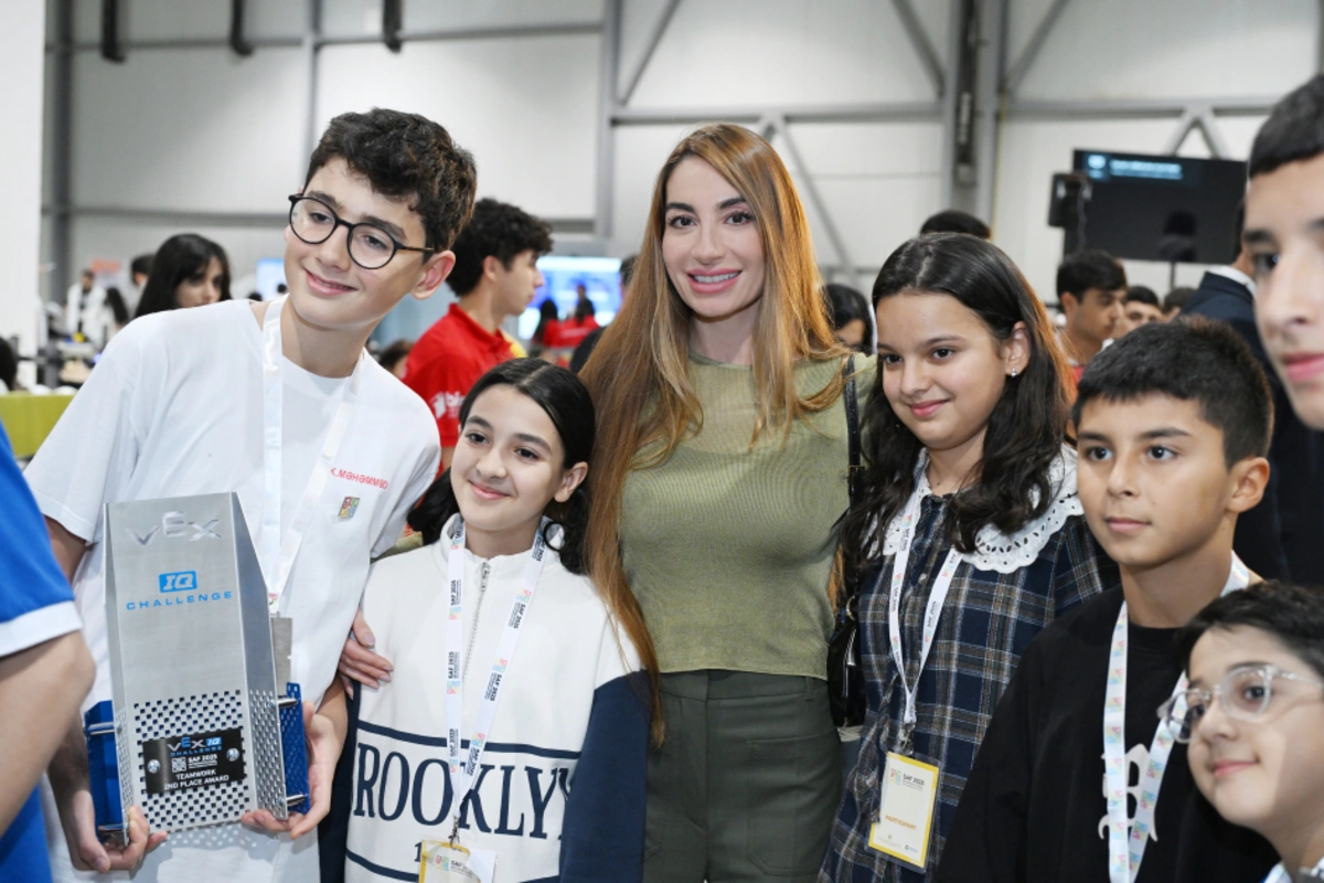 Leyla Əliyeva, Arzu Əliyeva və Alena Əliyeva STEAM Festivalını ziyarət etdi (FOTO)