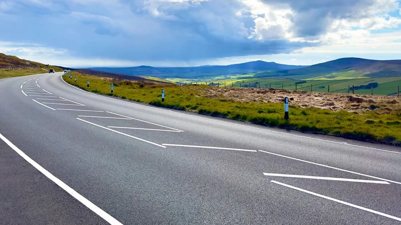 Qaza basmaq sərbəstdir: Dünyada sürət məhdudiyyəti olmayan iki yer