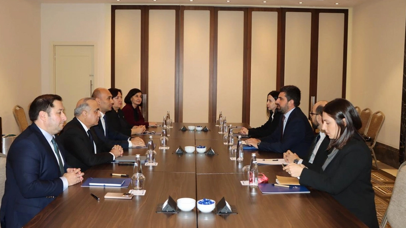 Azərbaycan və Ermənistan parlament nümayəndə heyətləri arasında görüş oldu