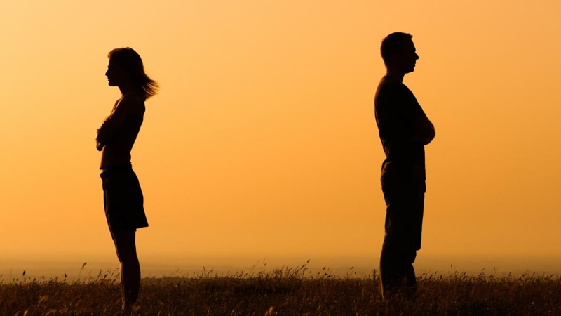 Müasir cütlüklər niyə daha tez ayrılır? - Alimlər 4 səbəbi müəyyən edib