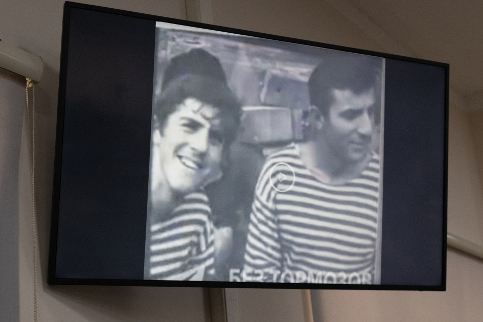 Məhkəmədə hərbi cinayətlərdə təqsirləndirilən erməniəsilli şəxslərlə bağlı sübutlar elan olundu (FOTO)