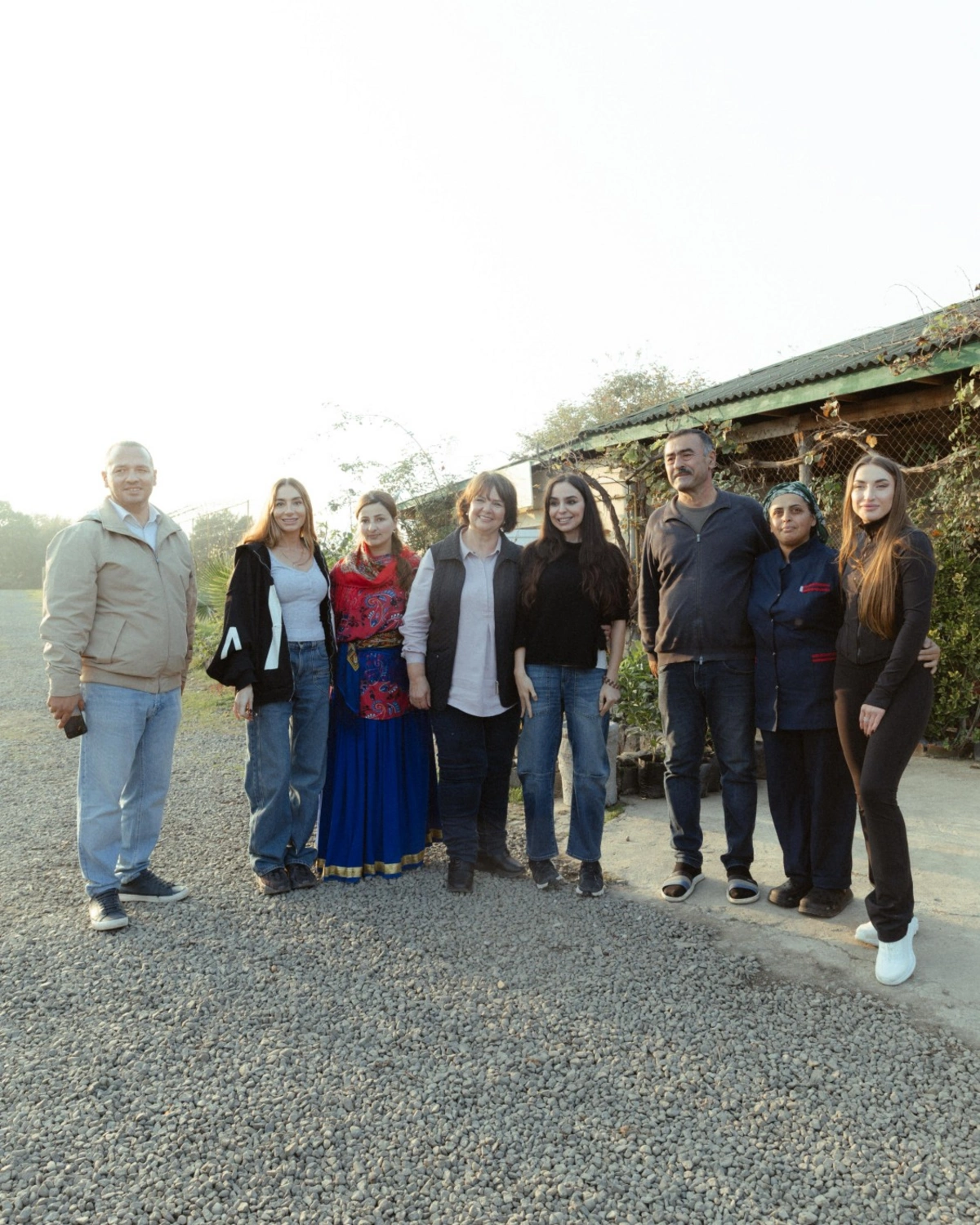 Leyla Əliyeva, Arzu Əliyeva və Alena Əliyeva Lənkəranda fermer təsərrüfatı ilə tanış oldu (FOTO)