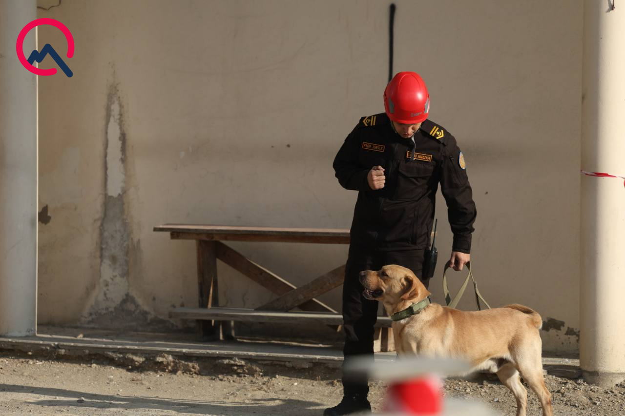 Bakıda partlayış olan ofisdən FOTOLAR