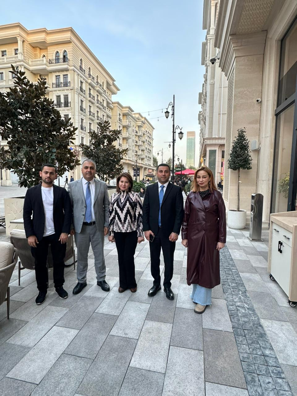 Tanınmış jurnalistlər Özbəkistanda səfir və rektorla görüşdü (FOTO)