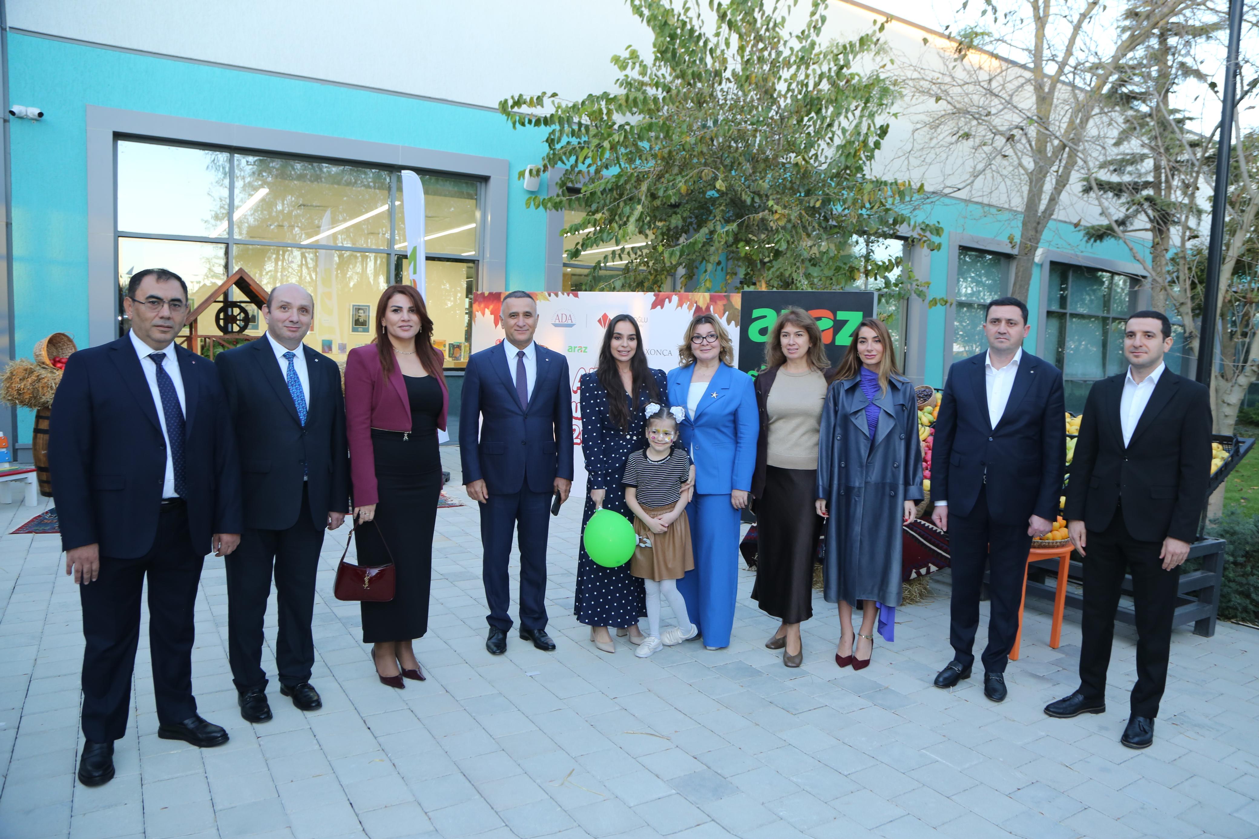 OBA marketlər şəbəkəsi ADA İbtidai Məktəbində keçirilən Payız Festivalı – Məhsul Bayramında iştirak edib