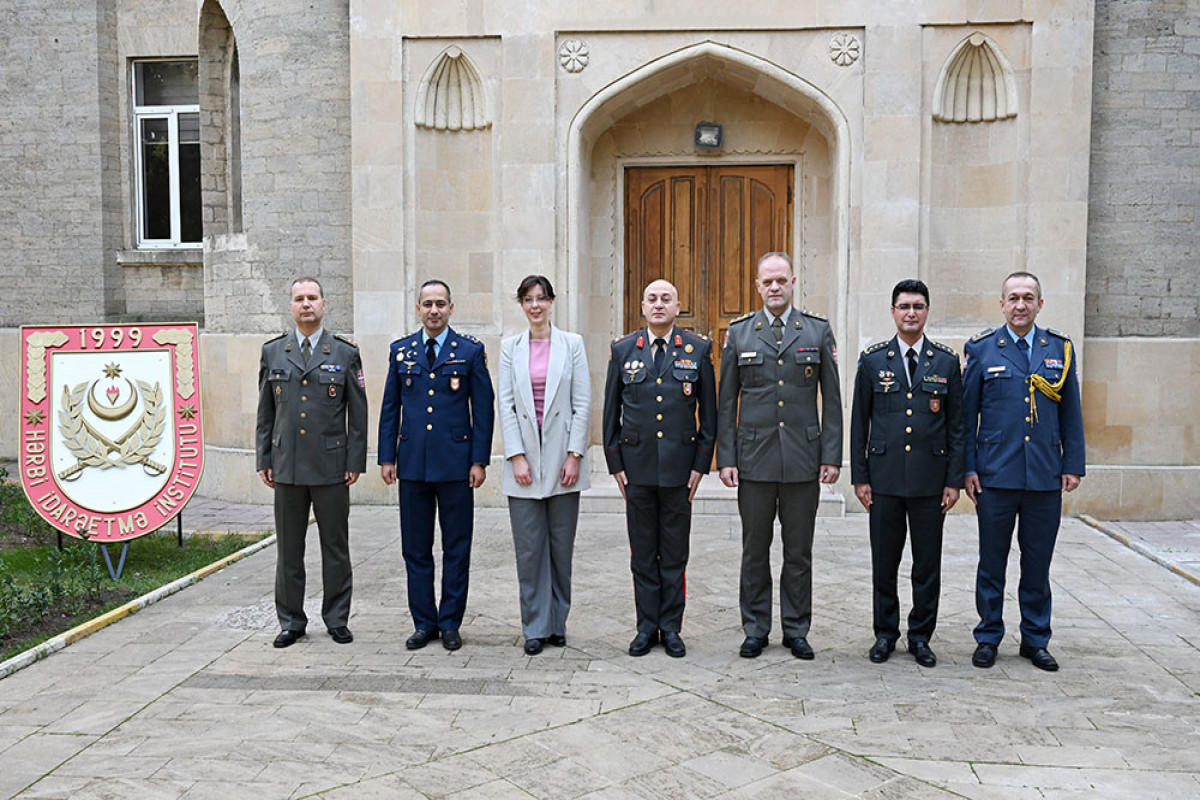 Azərbaycanla Serbiya arasında hərbi təhsil sahəsində əməkdaşlıq müzakirə olundu (FOTO)