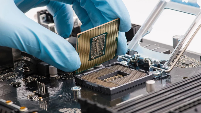 Texnologiya nəhəngini sarsıdan qalmaqal: Çox gizli məlumatlar itib