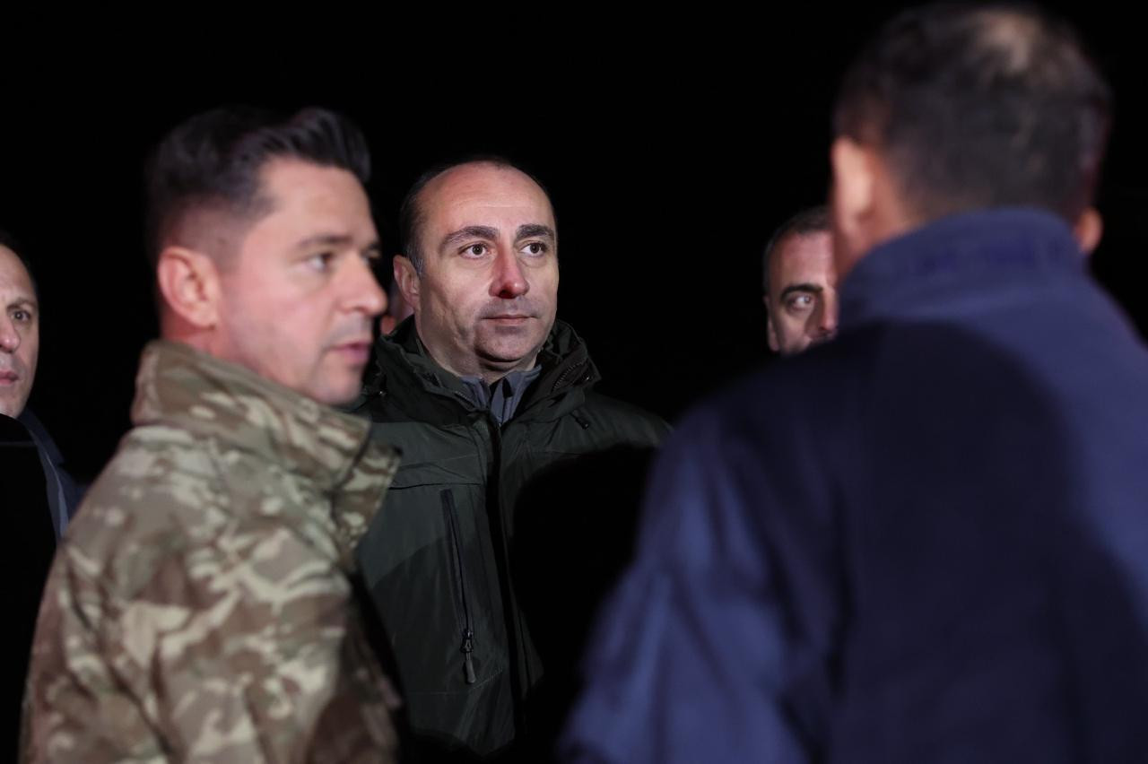 Gürcüstanın DİN başçısı təyyarə qəzasının baş verdiyi ərazidədir( YENİLƏNİB/FOTO)