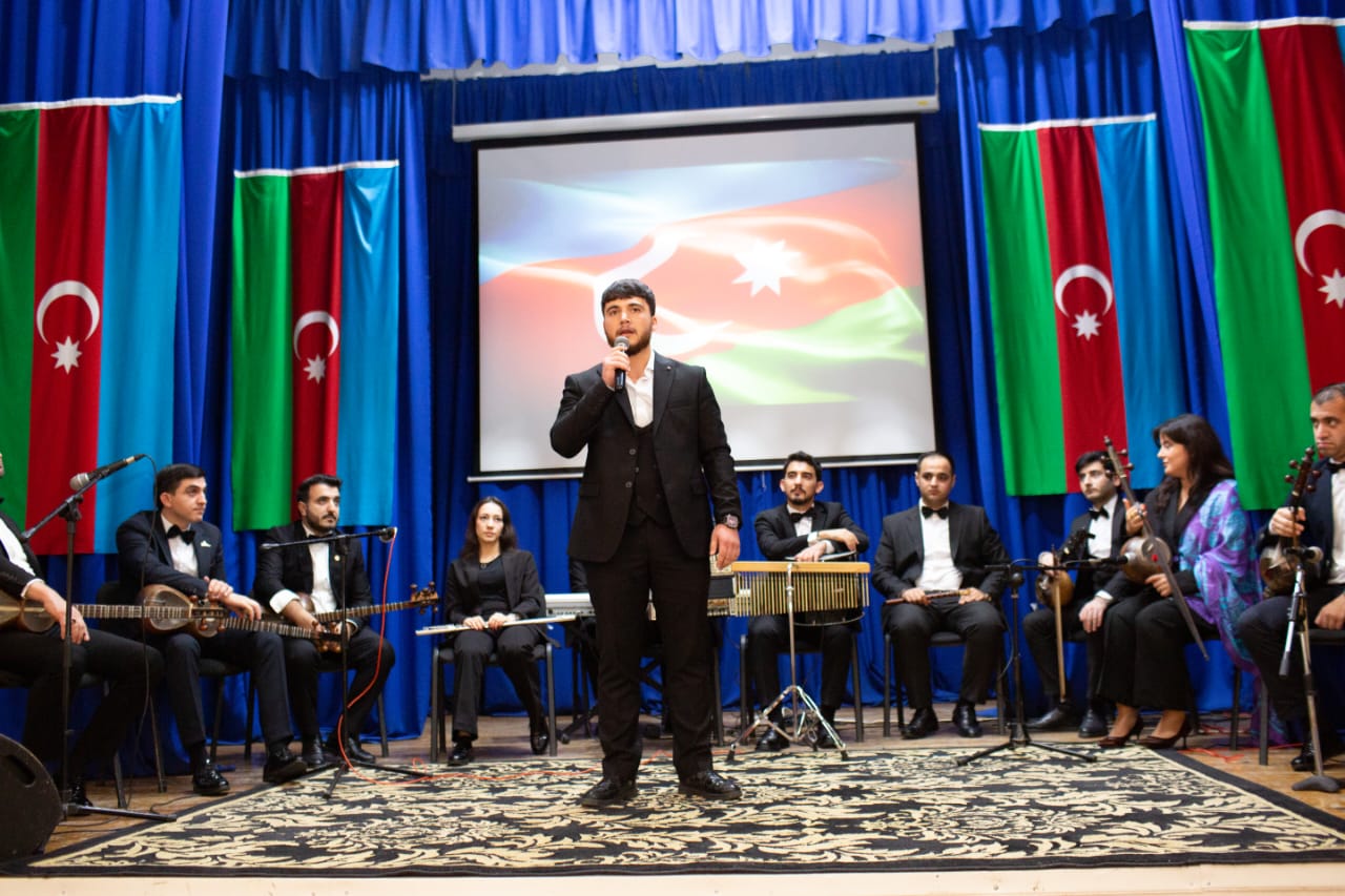 Humanitar Kollecdə Zəfər Gününə həsr olunmuş konsert oldu