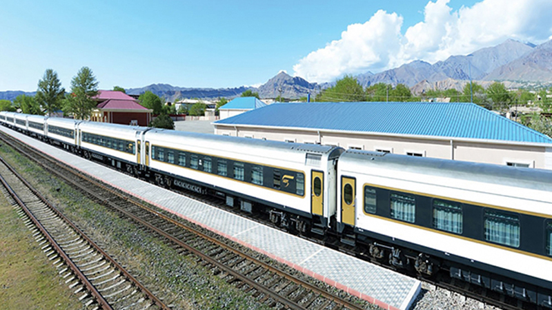 Naxçıvandan keçən dəmir yolunun tikintisinə başlanılacaq