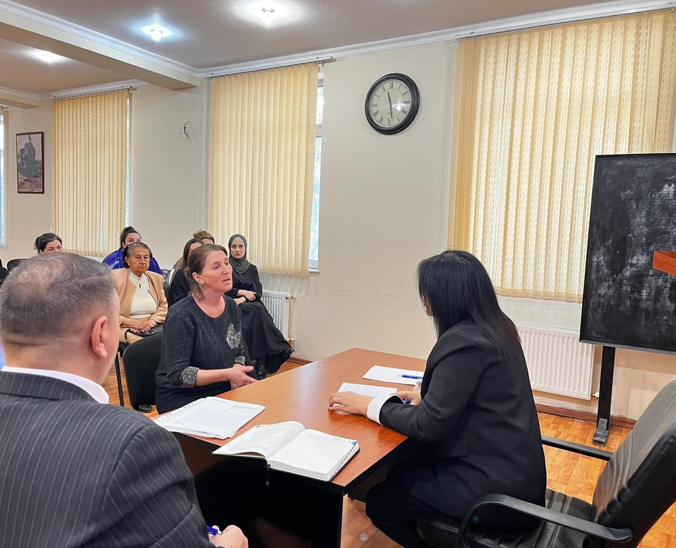 Deputat Elnarə Akimova Stansiya Sumqayıt ərazisində seçicilərlə görüş keçirdi