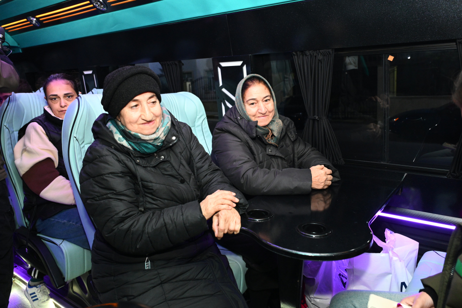 Kəlbəcərə növbəti köç karvanı yola salındı (FOTO)