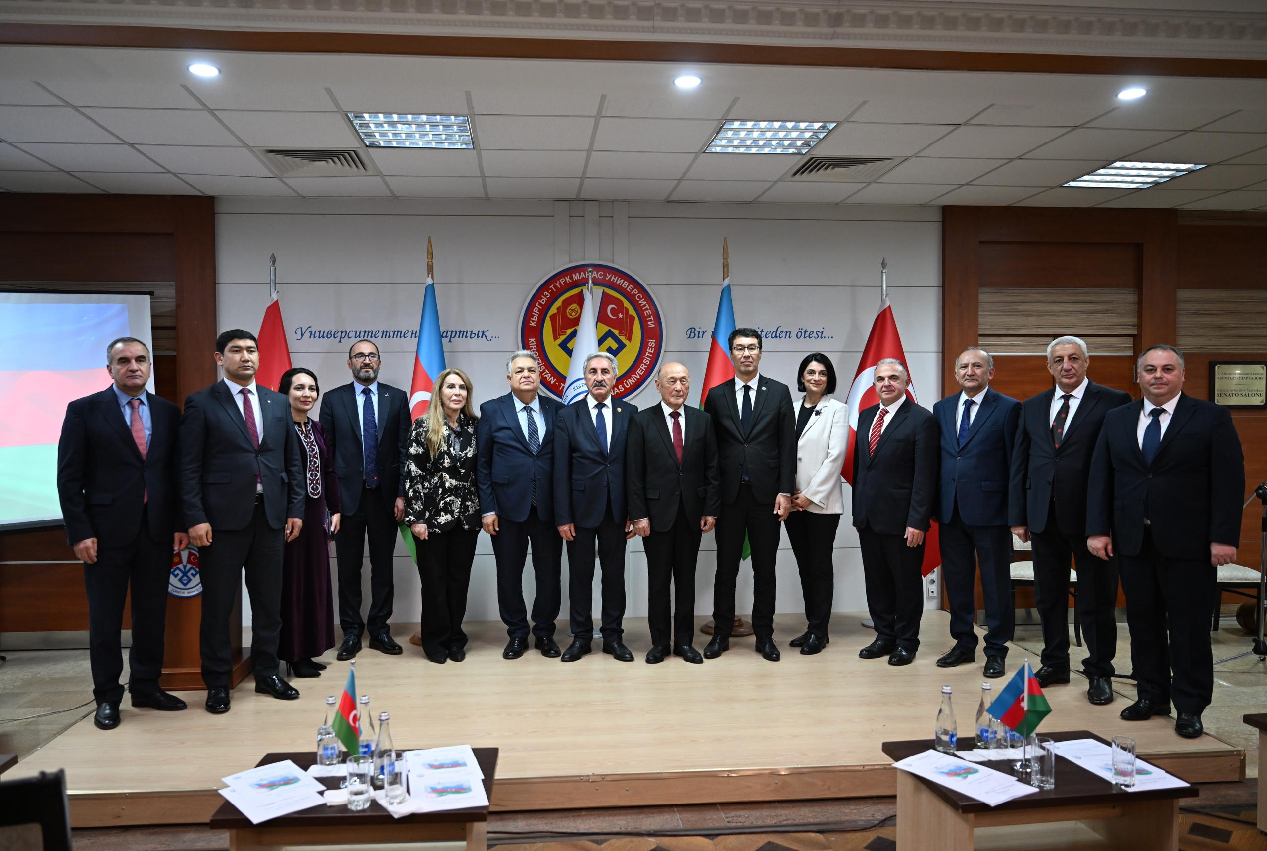 Qırğızıstanda  8 noyabr Zəfər Gününün 5-ci ildönümünə həsr olunmuş rəsmi tədbir keçirildi (FOTO/VİDEO)