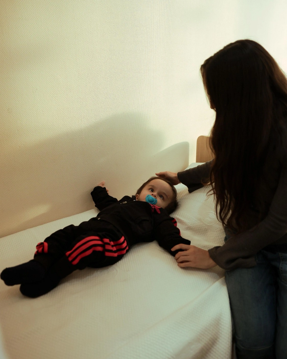 Leyla Əliyeva Mingəçevirdə şəhid ailəsini ziyarət edib, bir sıra sosial müəssisələrlə tanış oldu (FOTO)