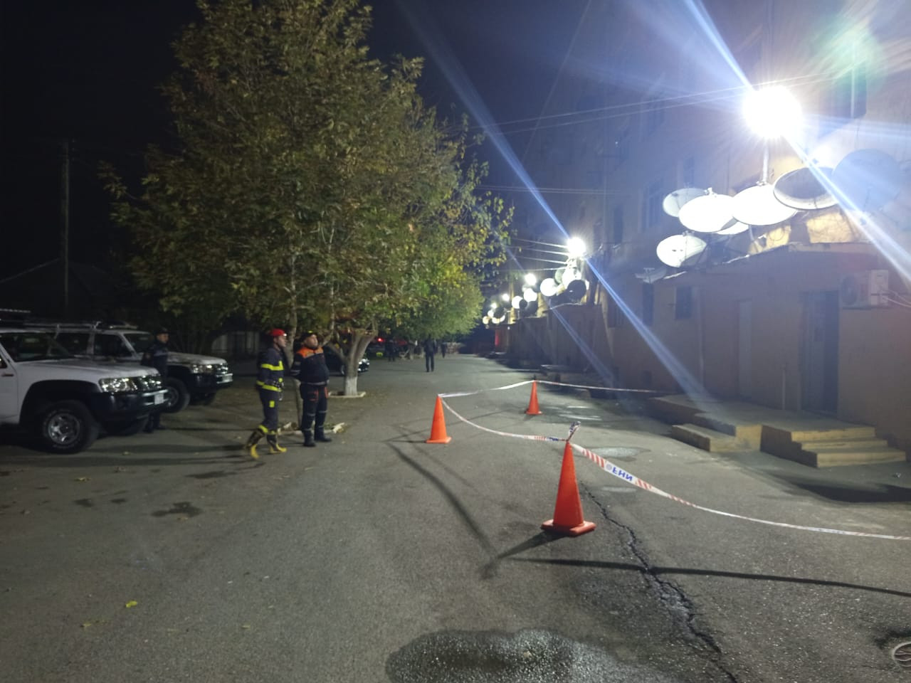 Goranboyda iki mənzilin döşəməsi çökdü, 4 nəfər xəsarət aldı (FOTO/VİDEO)