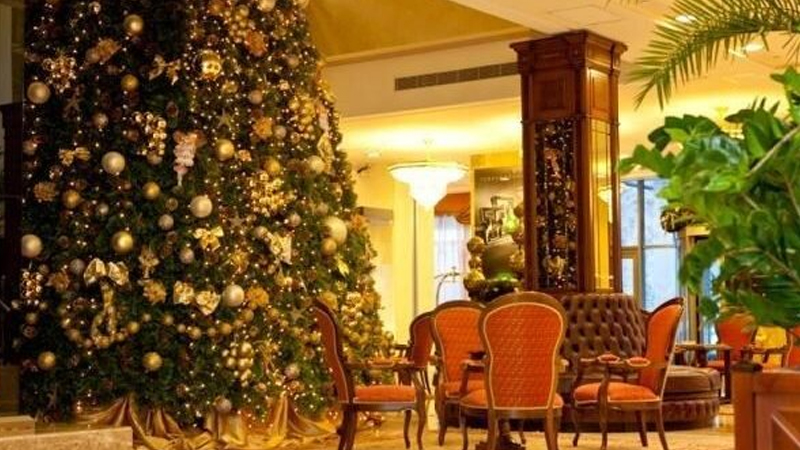 Azərbaycanda bayram günü otellərin dodaquçuqladan qiymətləri