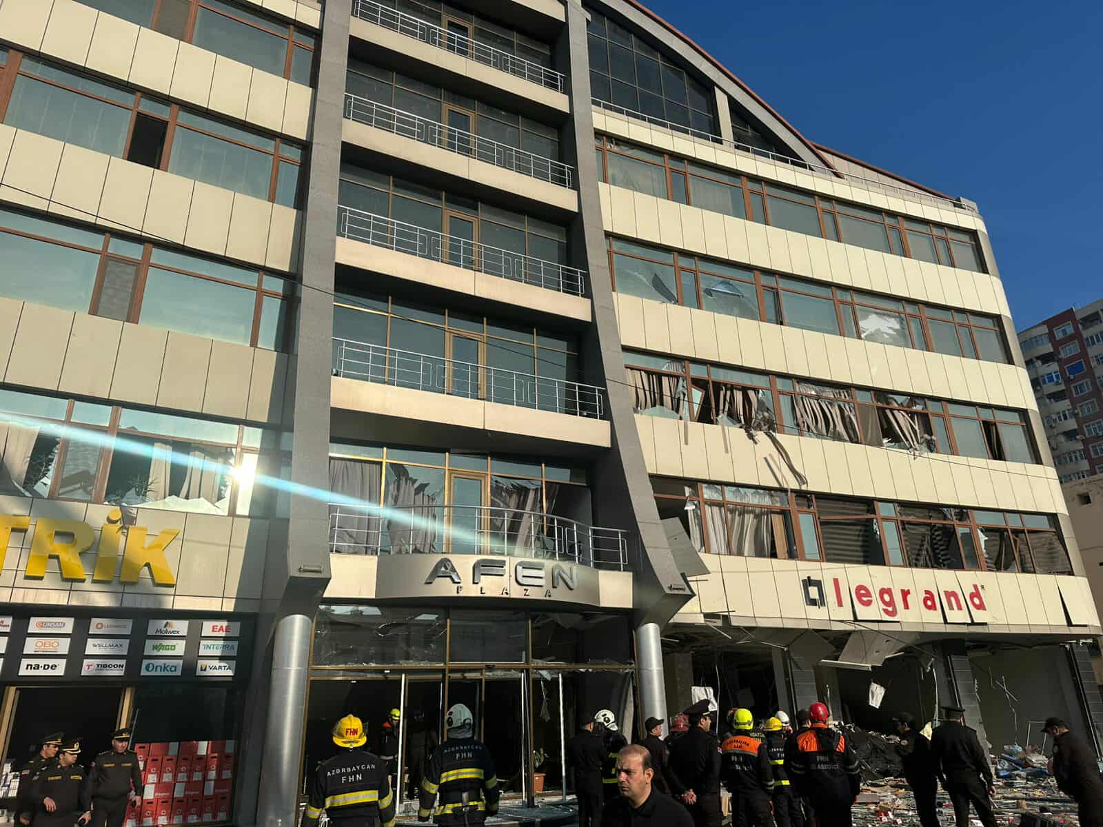 Bakıda “AFEN Plaza”da partlayış - 3 nəfər yaralandı