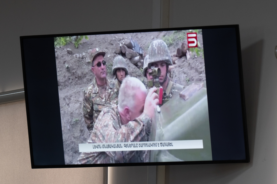 Məhkəmədə hərbi cinayətlərdə təqsirləndirilən erməniəsilli şəxslərlə bağlı sübutlar elan olundu (FOTO)