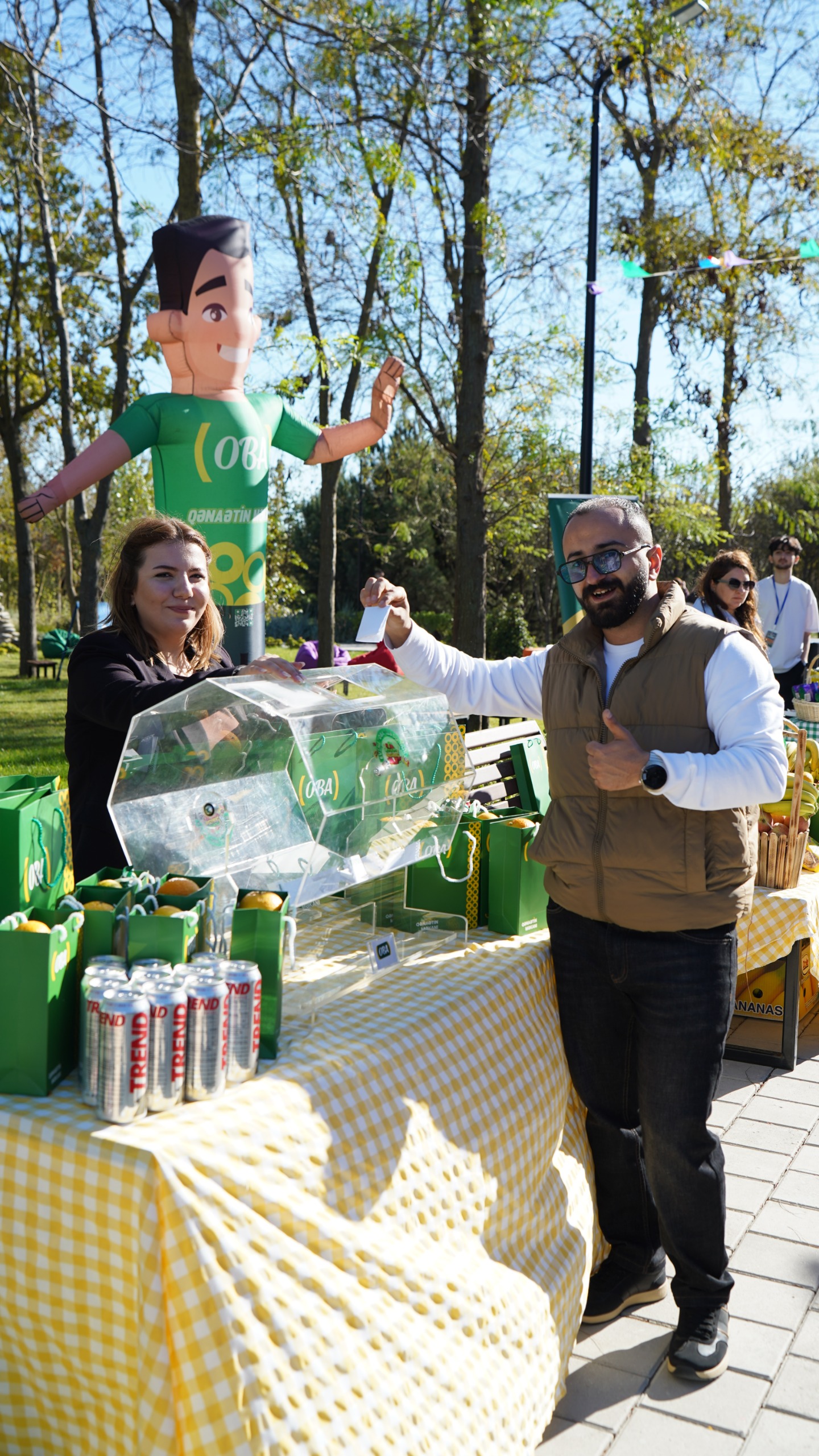 OBA marketlər şəbəkəsi ADA İbtidai Məktəbində keçirilən Payız Festivalı – Məhsul Bayramında iştirak edib