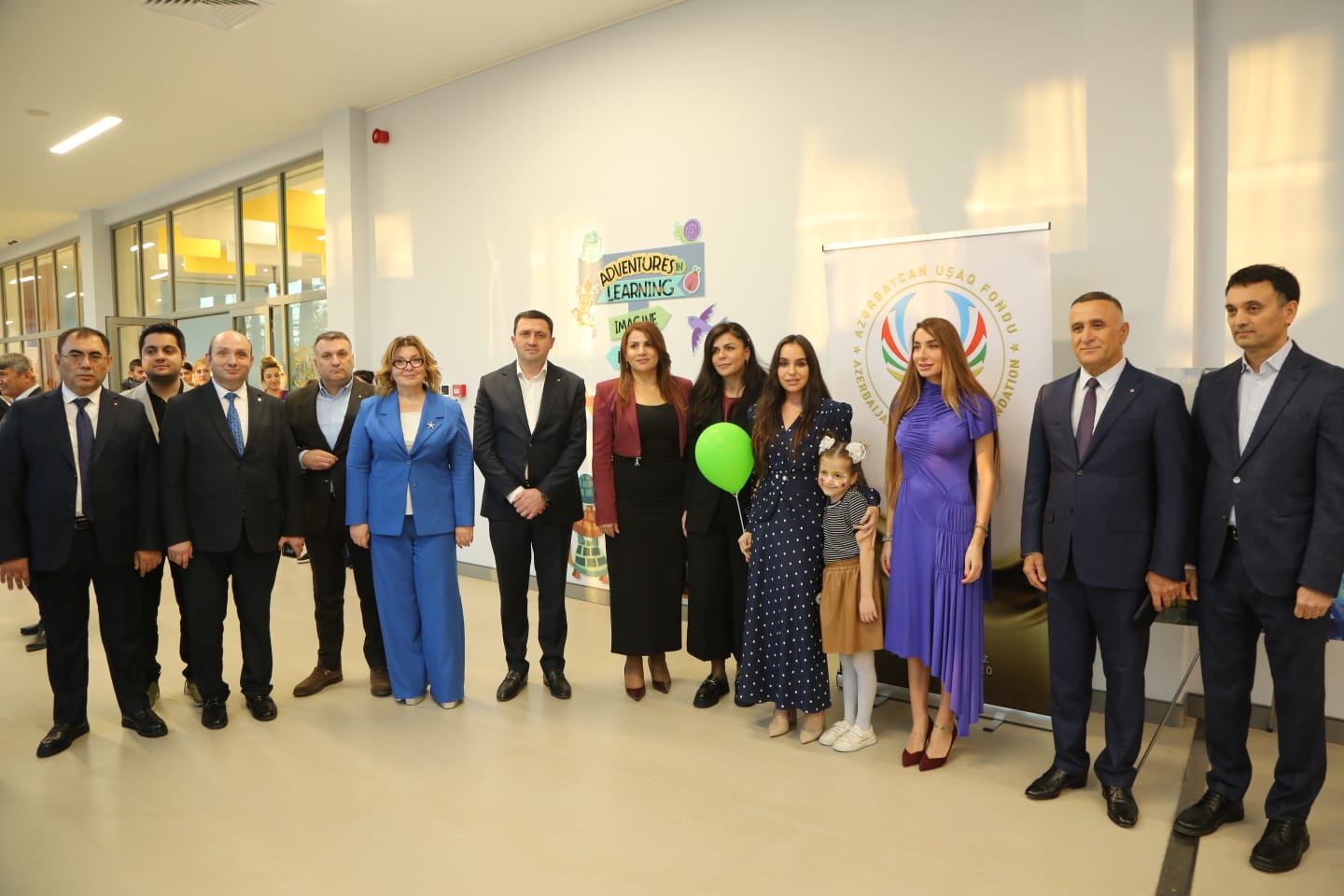 OBA marketlər şəbəkəsi ADA İbtidai Məktəbində keçirilən Payız Festivalı – Məhsul Bayramında iştirak edib