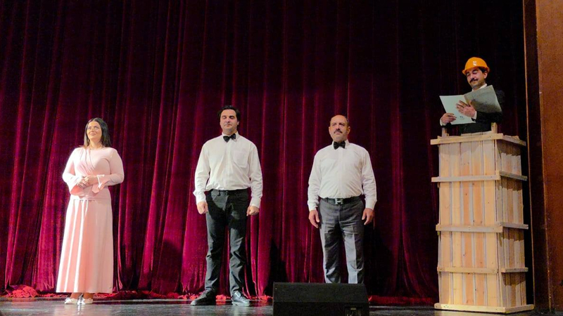 Sumqayıt Teatrı Rus Dram Teatrında 