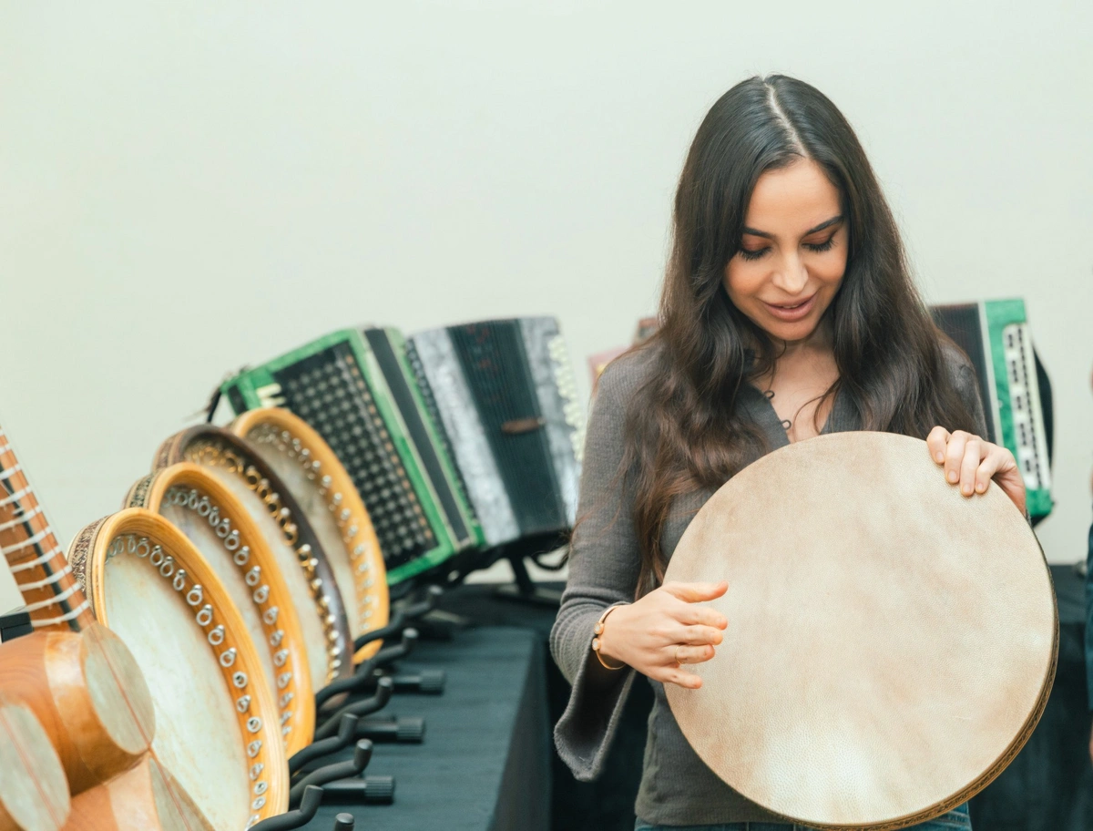 Leyla Əliyeva Mingəçevirdə şəhid ailəsini ziyarət edib, bir sıra sosial müəssisələrlə tanış oldu (FOTO)