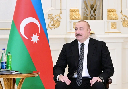 İlham Əliyevin Pakistanın Baş naziri ilə məhdud tərkibdə görüşü oldu (FOTO)