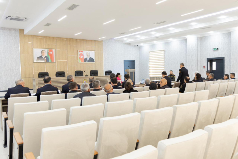 Vilayət Eyvazov Kürdəmirdə vətəndaş qəbulu və sıra baxışı keçirdi (FOTO/VİDEO)