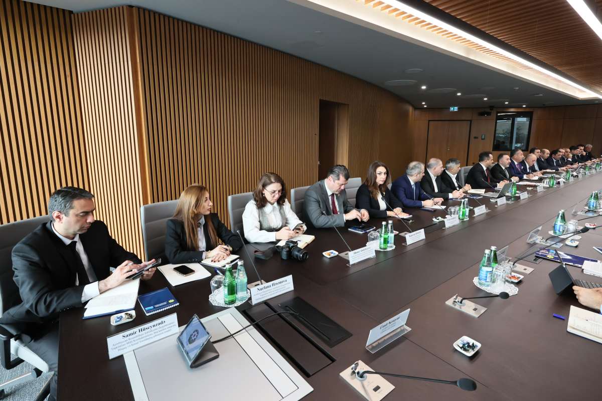 Komitədə Sahibkarlar Konfederasiyasının üzvləri ilə görüş keçirildi (FOTO)