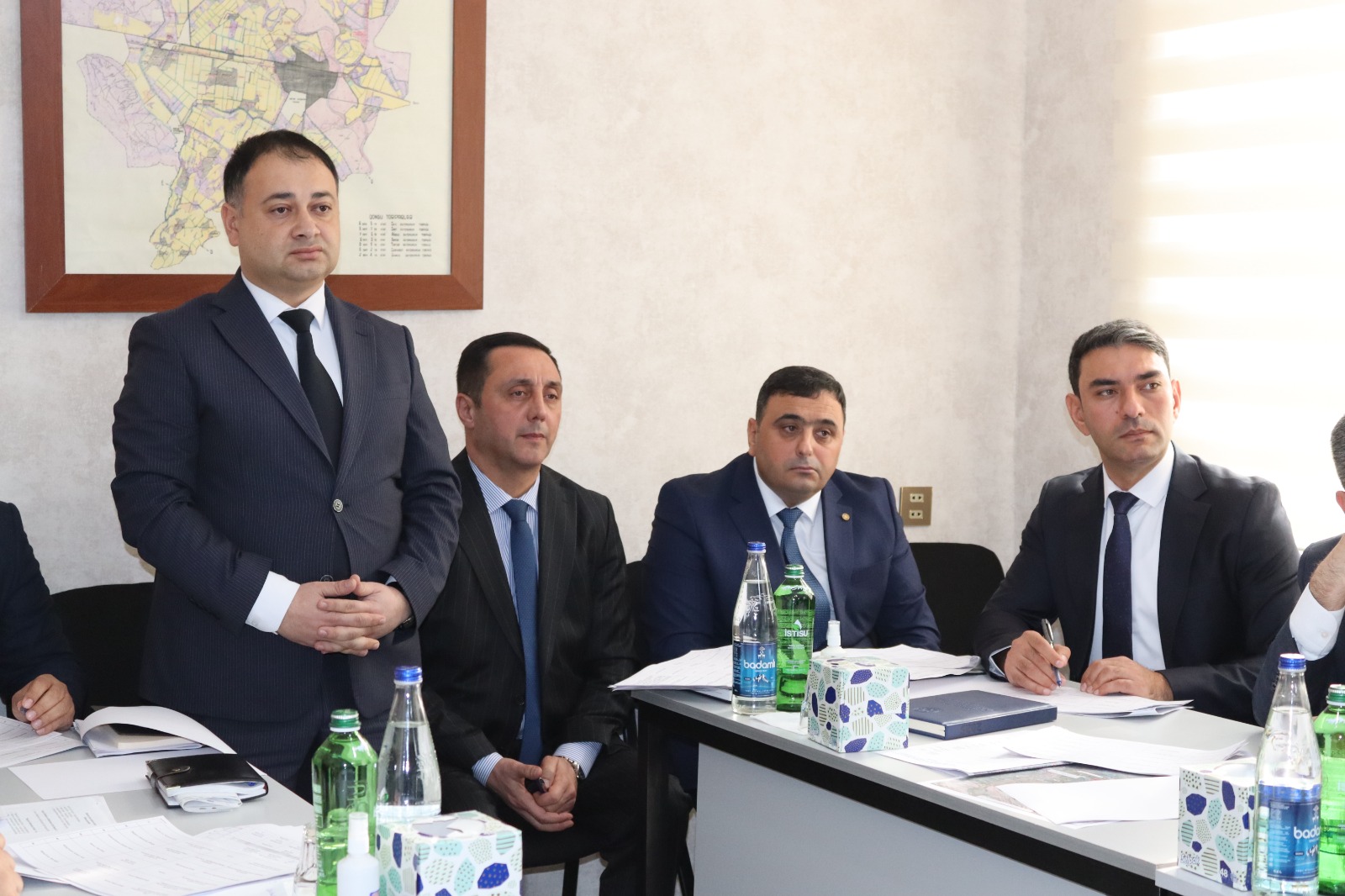 Zaur Mikayılov Yevlaxda vətəndaşlarla görüşdü (FOTO)