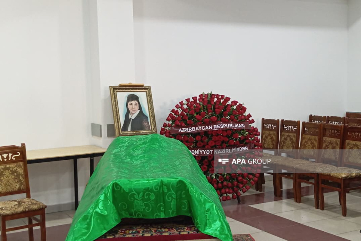 Xalq artisti Roza Cəlilova dəfn edildi (YENİLƏNİB/FOTO)