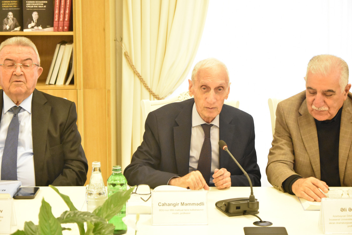 Rəşad Məcidlə bağlı kitab və elektron baza təqdim olundu (FOTO)