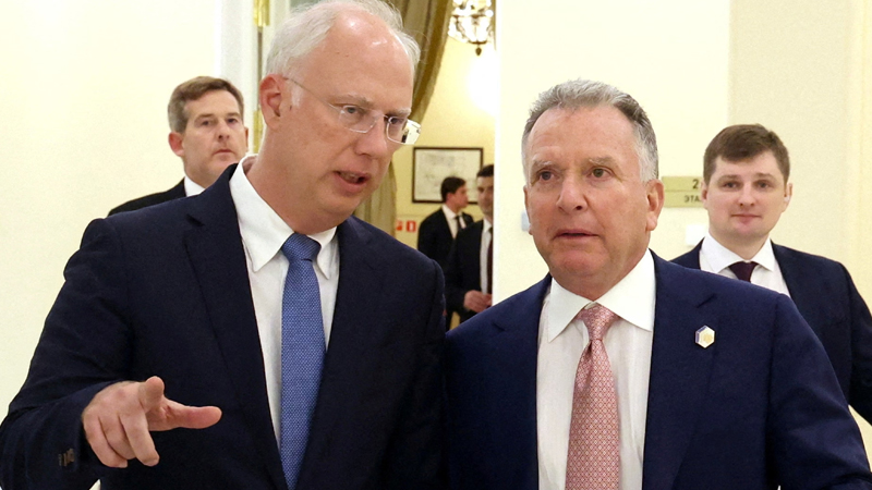 Uitkoffun Kremlə verdiyi məsləhətlərlə bağlı danışığını kim 