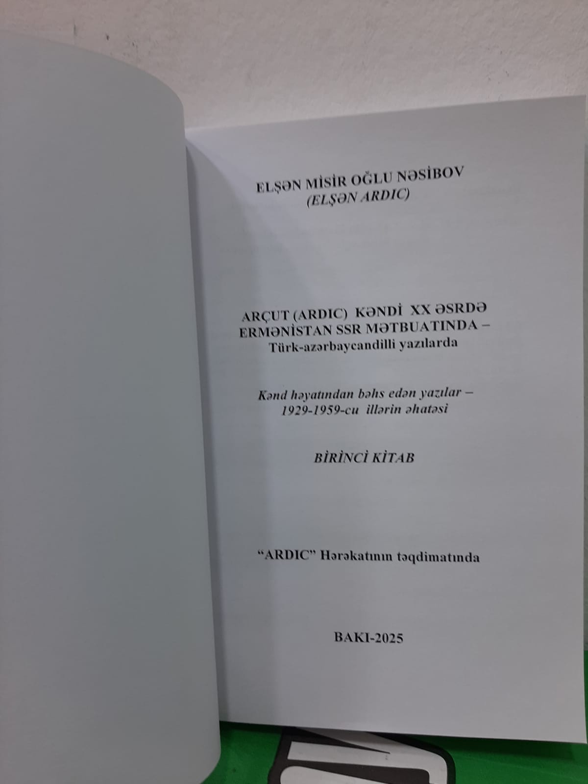 Elşən Nəsibovun yeni kitabı çap olundu (FOTO)