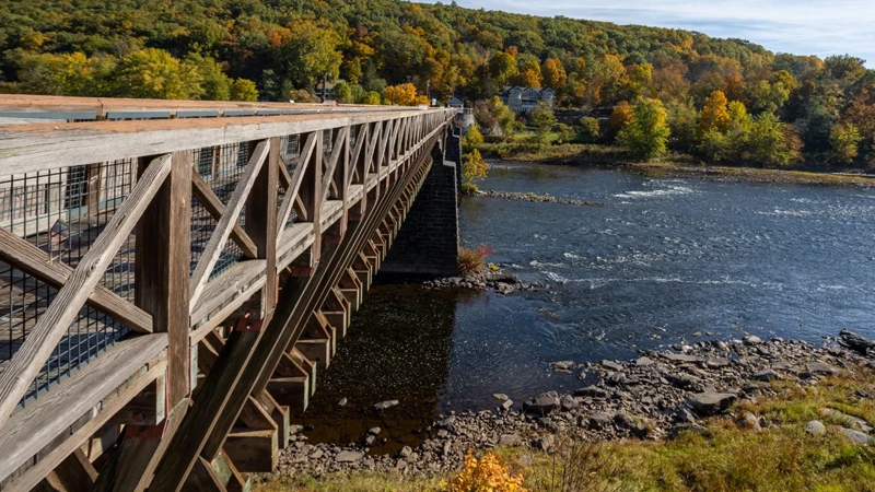 Tam 137 kilometr: Dünyanın ən uzun tuneli hansıdır?