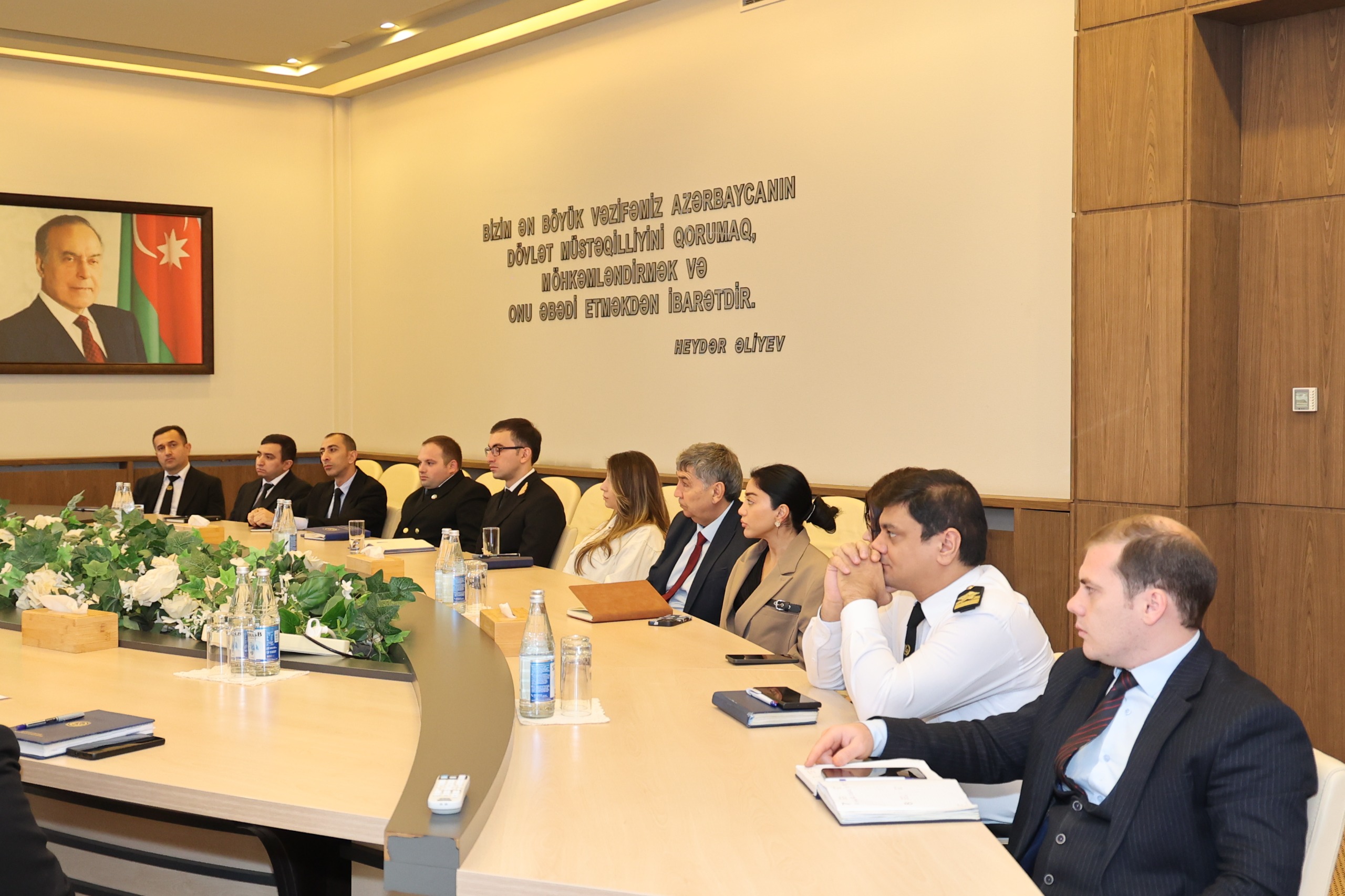 Dövlət Dəniz və Liman Agentliyində Konstitusiya Gününə həsr olunmuş tədbir keçirildi (FOTO)