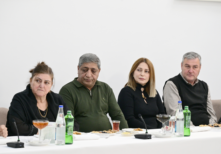 Xankəndidə Zəfər parkının, Ağdamda yaşayış kompleksinin açılışı oldu (YENİLƏNİB)