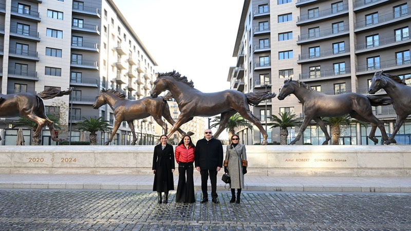 Prezident və ailə üzvləri 