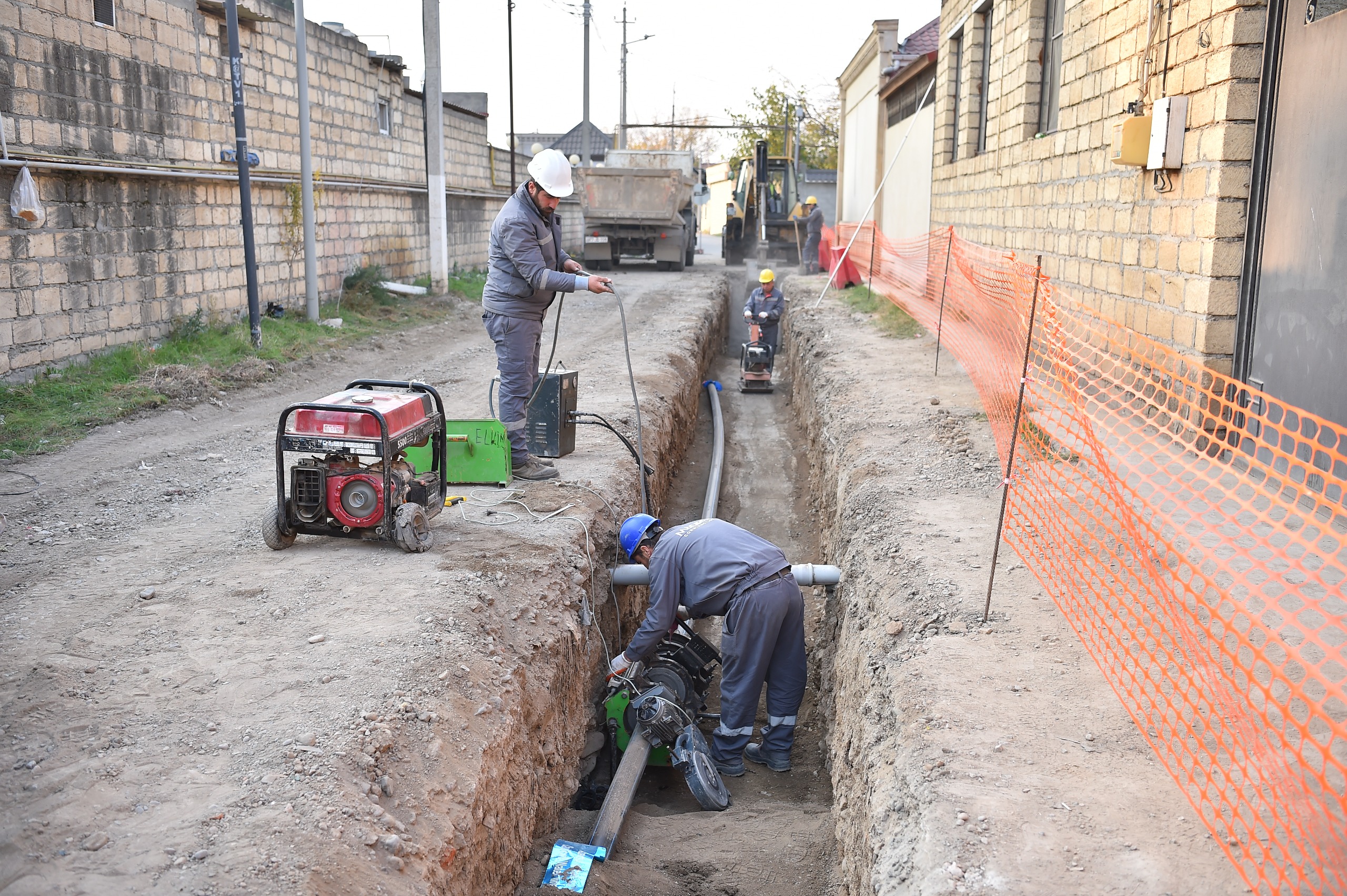 Gəncədə 428 kilometr içməli, 380 kilometr tullantı su xətti çəkilib (FOTO/VİDEO)