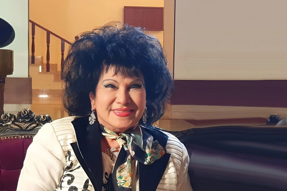 Rəşad İlyasovdan Zeynəb Xanlarova ilə bağlı paylaşım