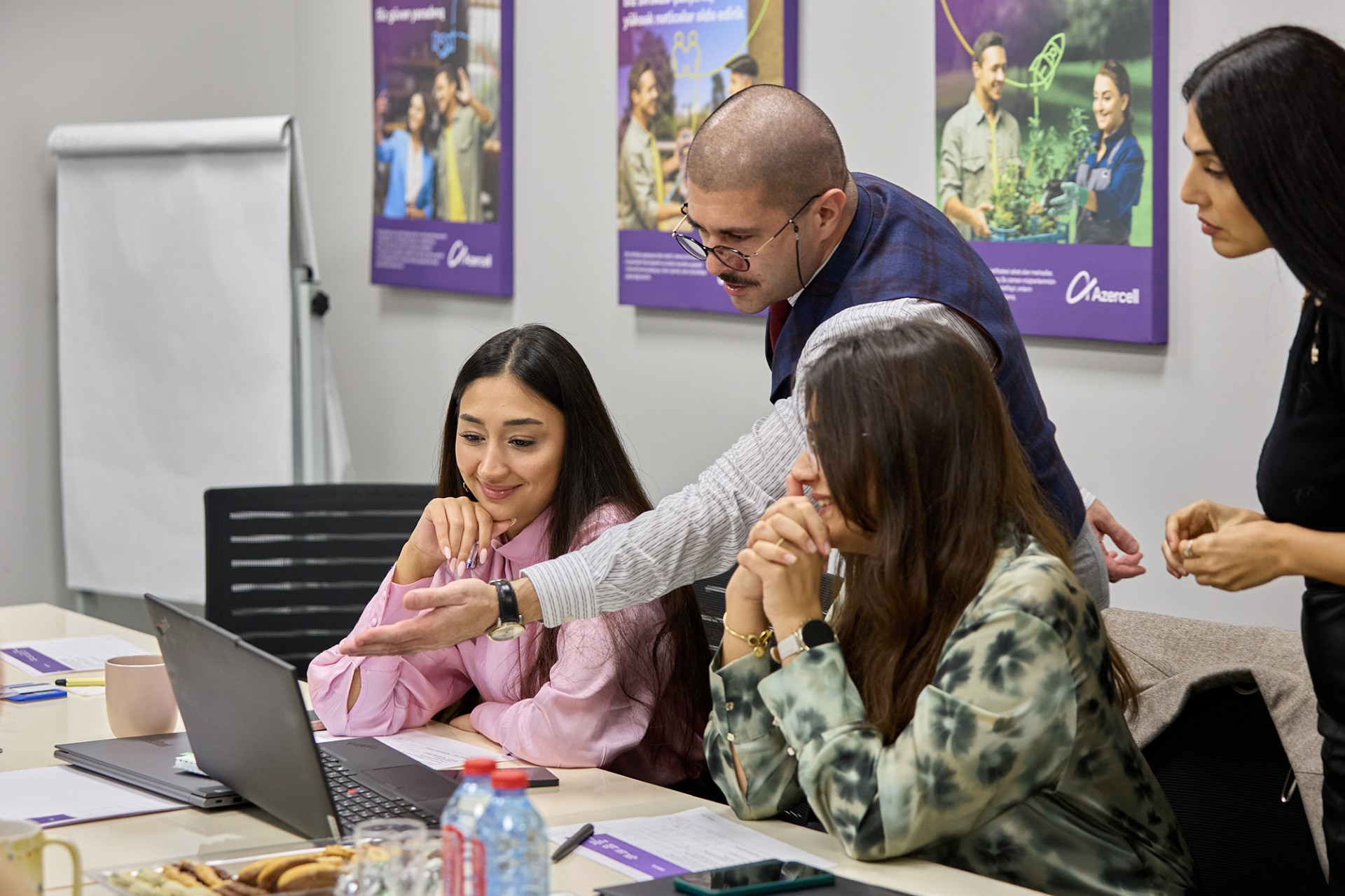 “Azercell” qadınların dəstəyinə yönəlmiş təşəbbüslərini davam etdirir