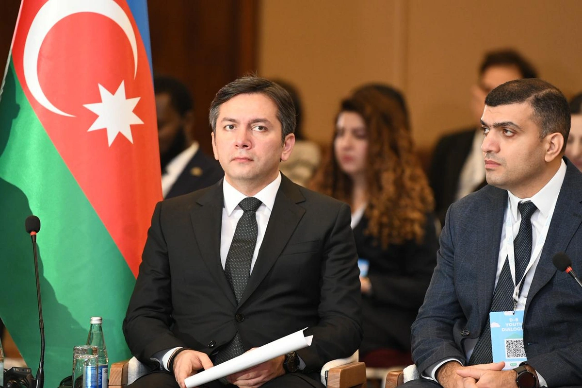 Bakıda ilk dəfə D-8 Gənclər Dialoqu keçirilir (FOTO)