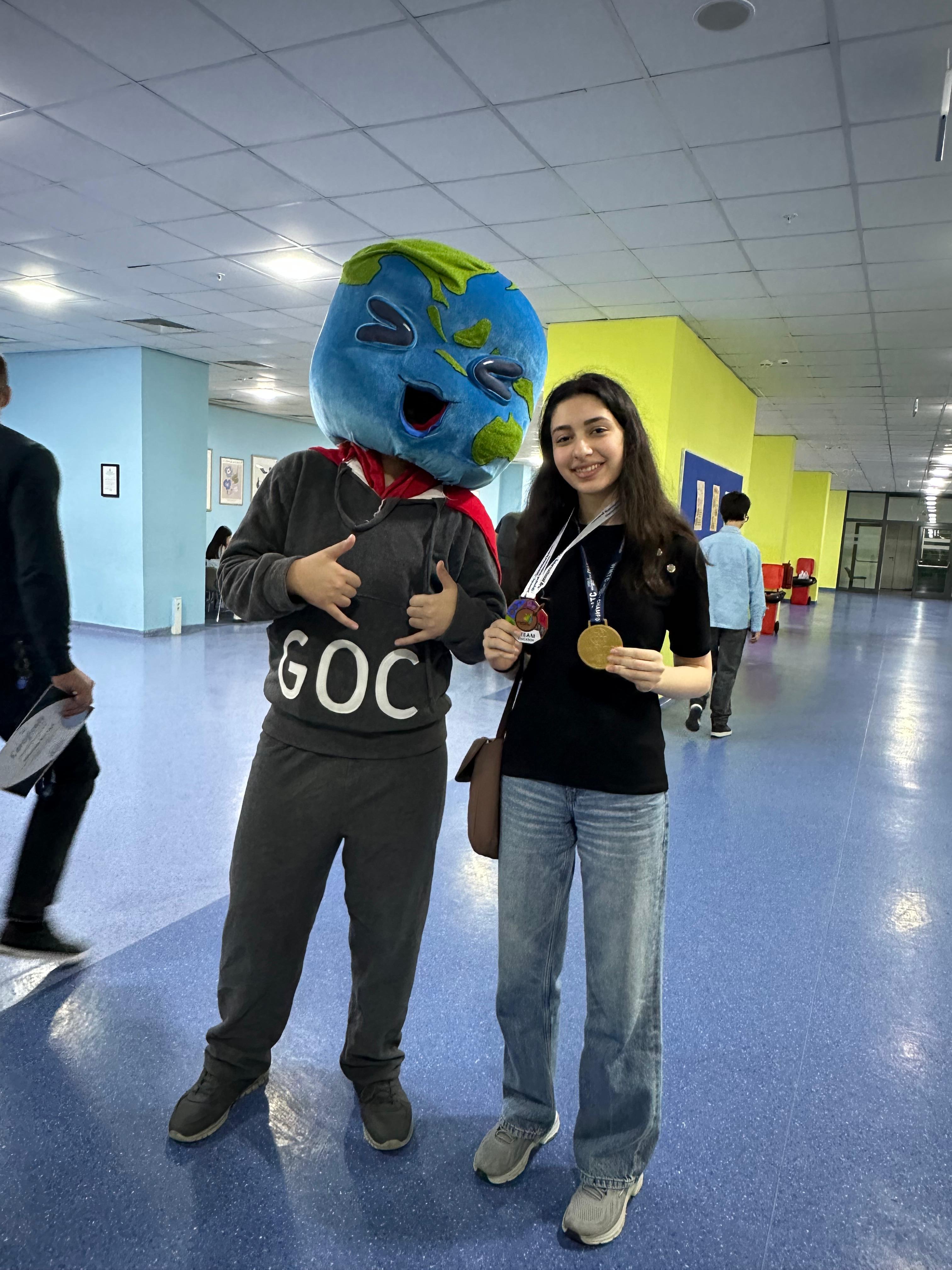 Dünya Riyaziyyat Olimpiadasının azərbaycanlı qalibini siz də tanıyın (FOTO)