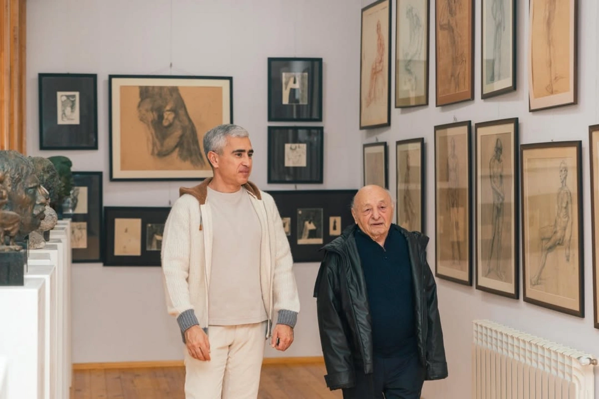 Anar Ələkbərov Ömər Eldarovu evində ziyarət etdi (FOTO)