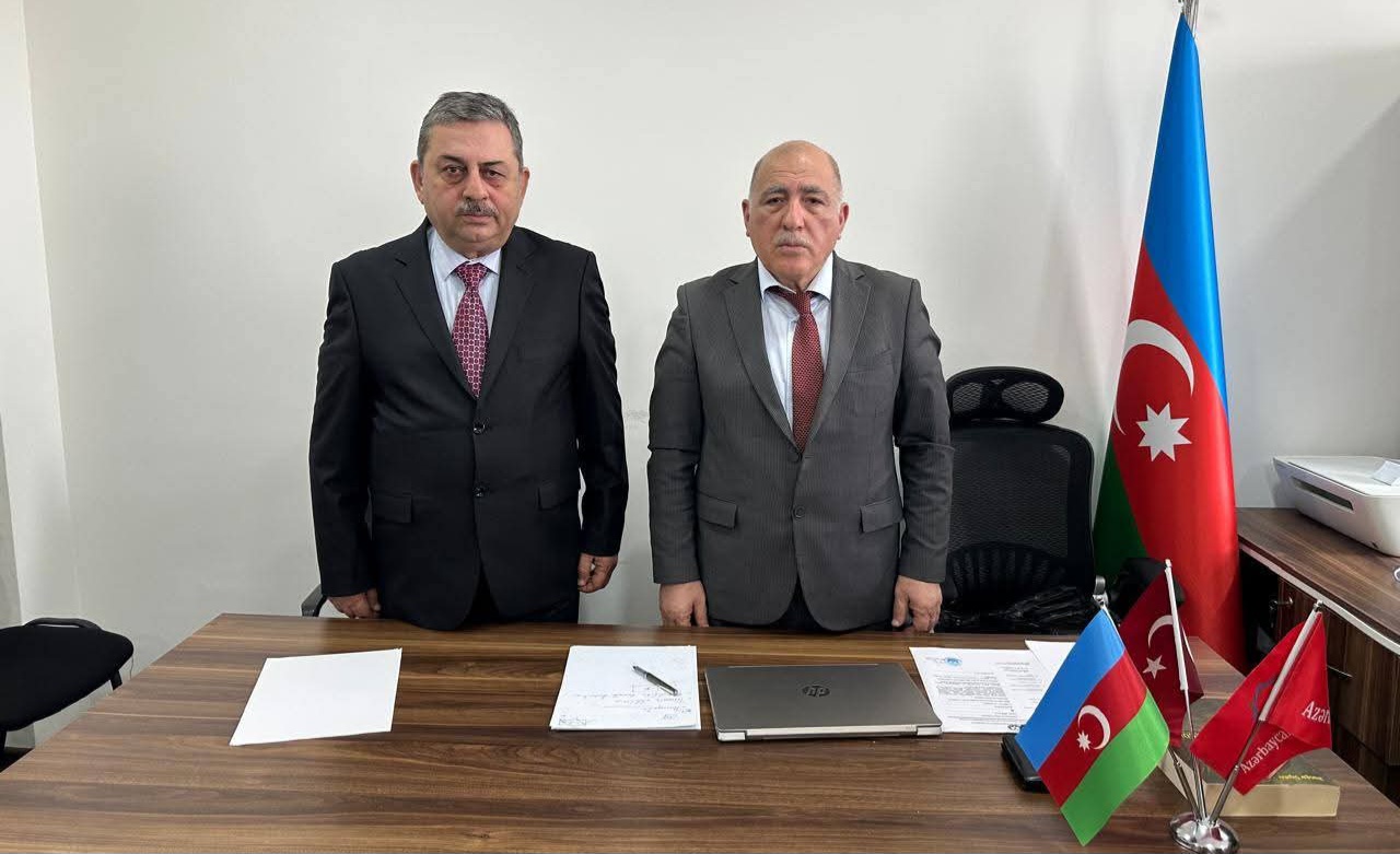 Pənah Hüseyn istefa verdi, Qiyas Sadıqov AXP sədr oldu (FOTO)