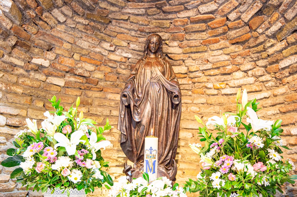 Türkiyədə mənəvi Milad təcrübəsi (FOTO)